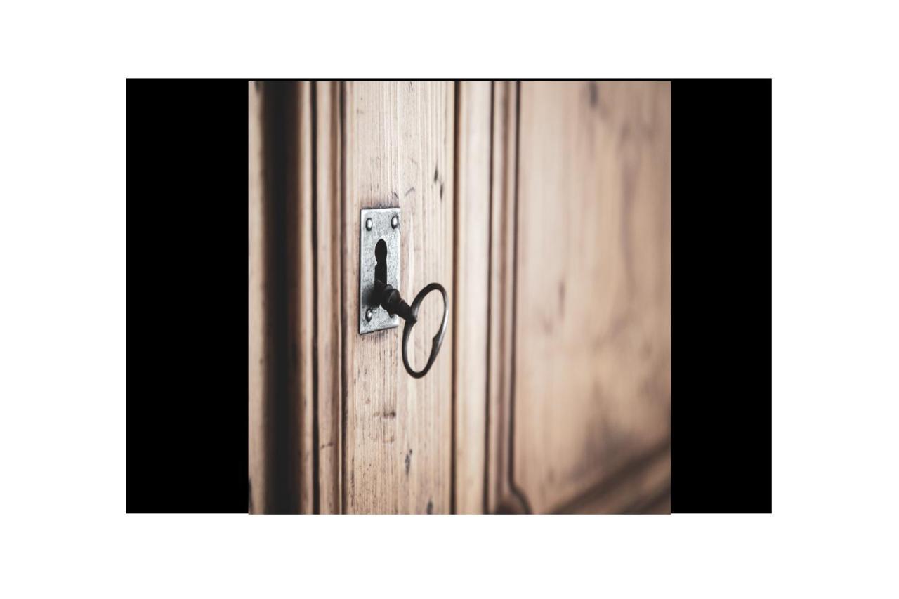 La Lupa Apartment - In The Heart Of Aosta With Car Box エクステリア 写真