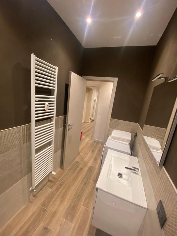 La Lupa Apartment - In The Heart Of Aosta With Car Box エクステリア 写真