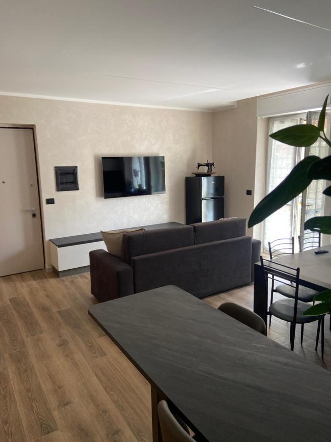 La Lupa Apartment - In The Heart Of Aosta With Car Box エクステリア 写真